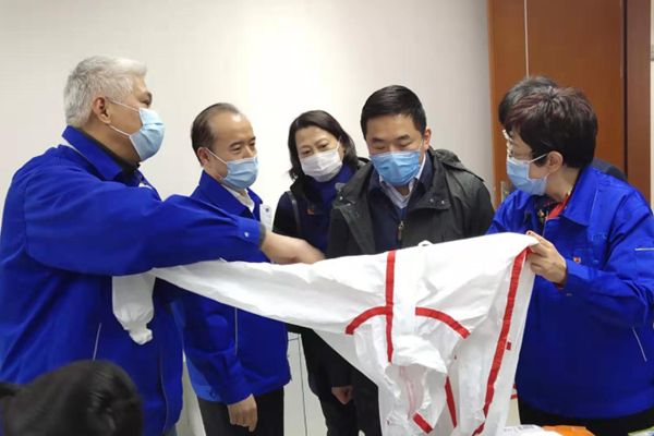 上海市市场监管局党组书记倪俊南到上海市医疗器械检测所检查疫情防控工作